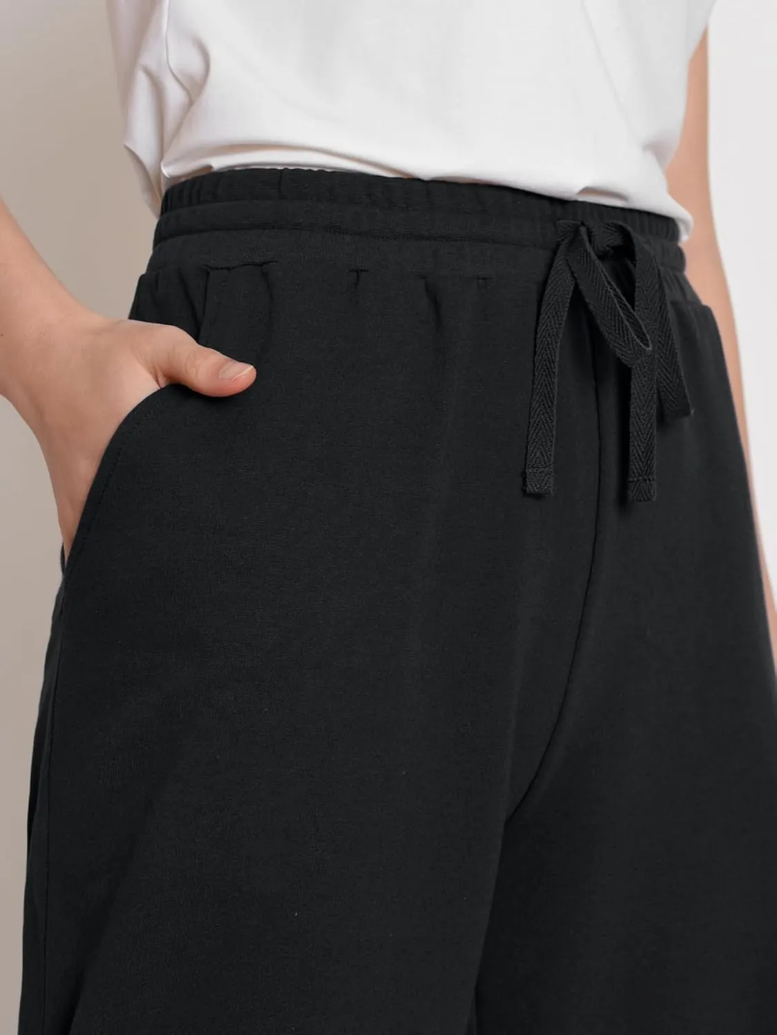 Weintee Women's Baggy Sweatpants Cinch Bottom Joggers with Pockets