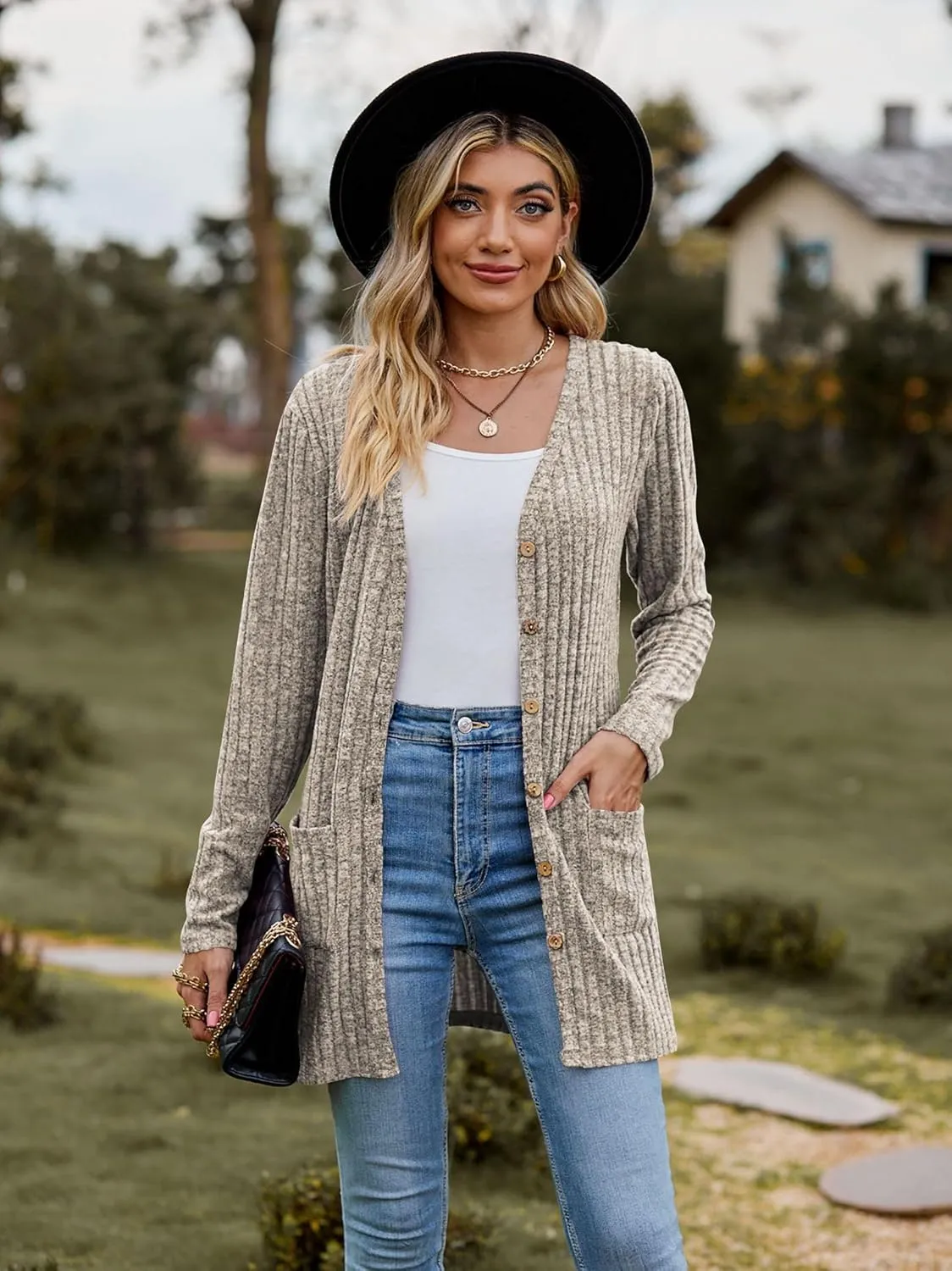 Womens 2025 Fall Fashion Cardigan Lightweight Soft Knit Cardigan for Women Long Sleeve Open Front Coat with Pockets